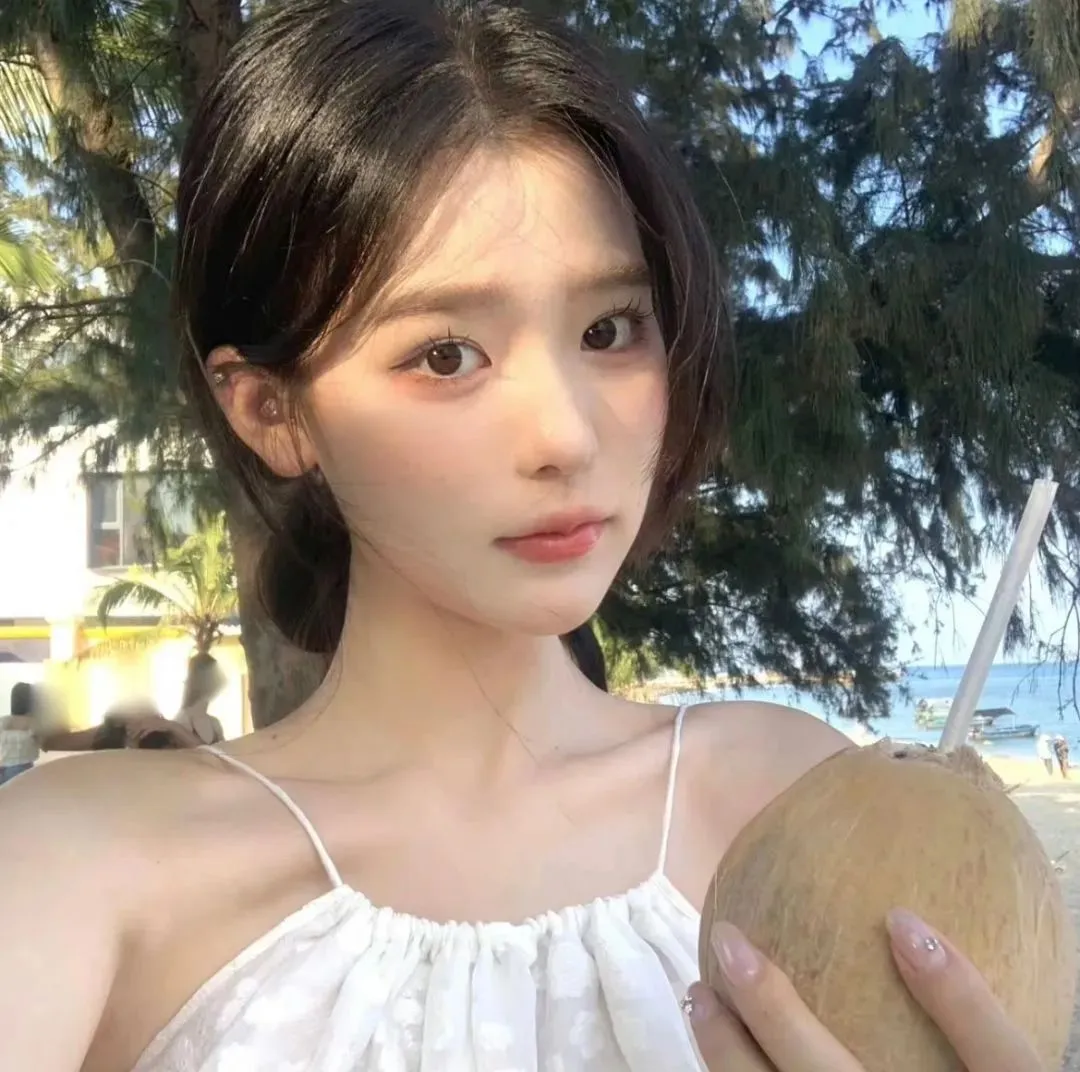 【校园大逃杀】《金字塔游戏》全集未删减：财阀高中的残酷等级投票，转学生硬刚反霸凌